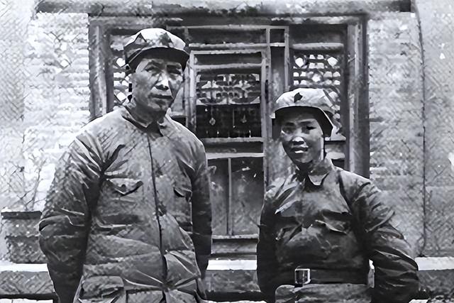 1979年，贺子珍终于看到了北京	，她与毛主席拍下最后一张“合影	”