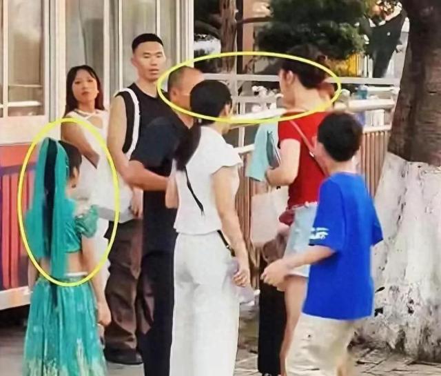 西安老板打晕游客：嚣张连累文旅，景区黑幕曝光，央媒果然没说错