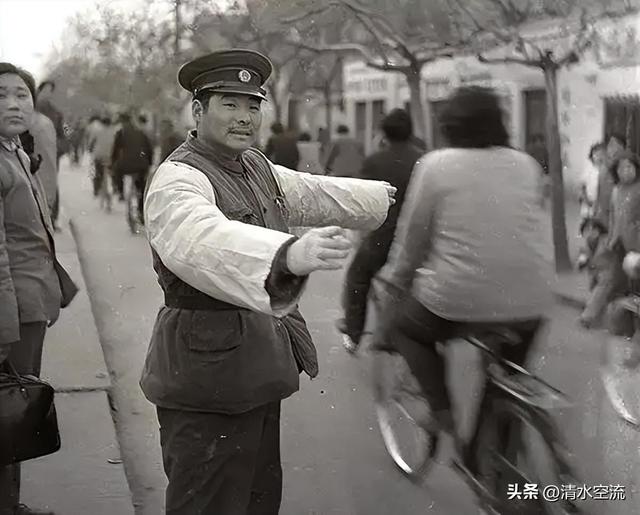 由一场恋爱引发的奇案，进而牵出国民党特务潜伏案（二）