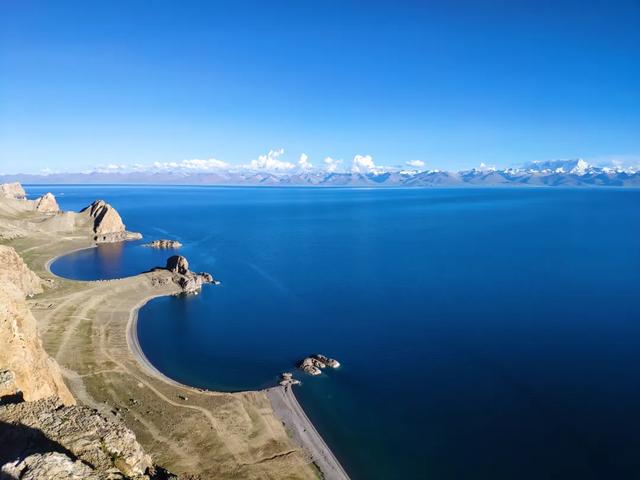 中国最美十大景点曝光！黄山仅排第三，榜首竟让神灵都“屏息”？