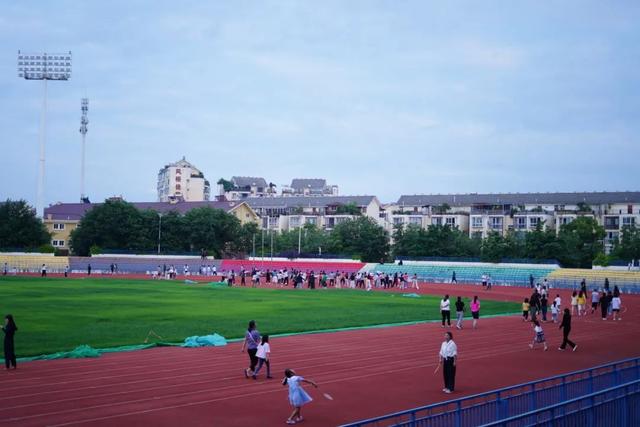 住在寻甸的呼吸里：被蓝天与日常温柔浸染！