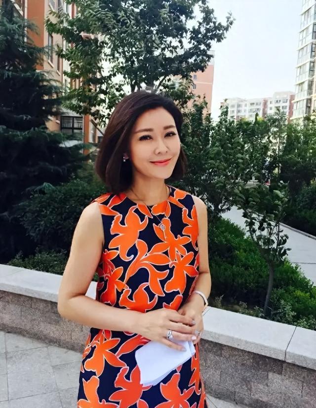 钱再多有什么用？前央视主持王小骞的现状，给所有中年人提了个醒