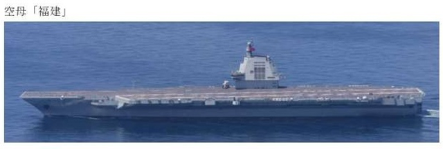 跟踪监视中国航母？英美驱护舰高调穿行台湾海峡，直-10正面迎击