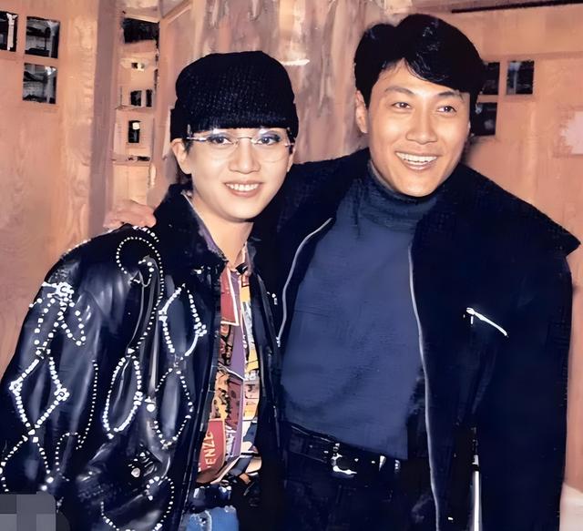 向太曝光梅艳芳事件真相，被追杀躲泰国2年， 陪身边的不是赵文卓