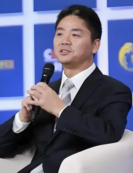 刘强东章泽天久违合体仅3天，令人恶心的一幕上演，杨颖也被牵连