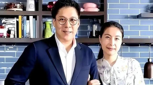 霍震霆也没想到，被寄予厚望的儿媳郭晶晶	，竟遭到一个这么大教训