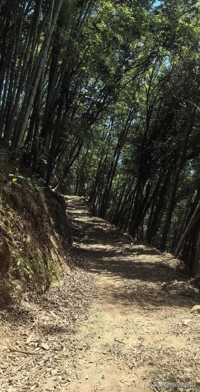 真没想到，在四明山古村深处还隐藏着这样一处水库