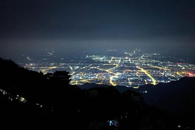 高铁直达！我猜每一个来这的人都需要这份攻略...