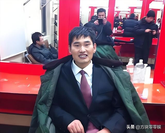 善恶到头终有报，54岁的农民歌手朱之文，如今已走上了新的道路