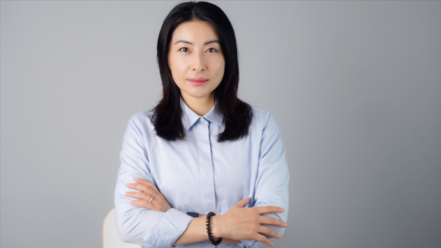 郭晶晶没想到，被国家队开除的田亮，如今以这种方式让人刮目相看