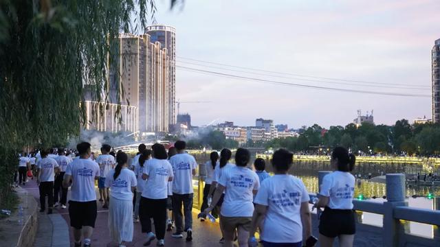 粉色落日、绚丽烟花!江西这里太浪漫了,你在现场吗?