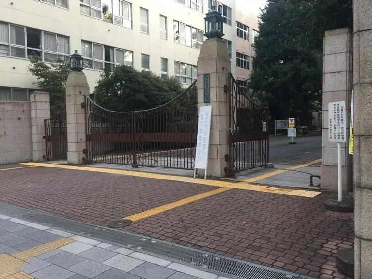 请输入图片描述 请输入图片描述