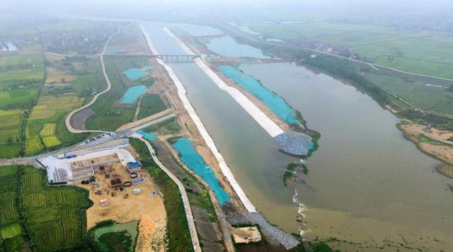 龙尾洲枢纽一期围堰成功合龙 袁河航道提升工程迈入主体施工新阶段
