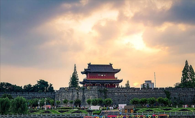 湖北下一特大城市或将诞生？不是十堰，堪称最具黑马相的城市是它