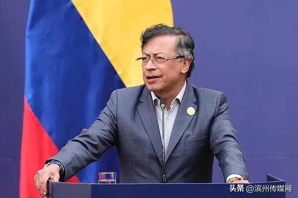 特朗普下令，美军开火	，4人死亡