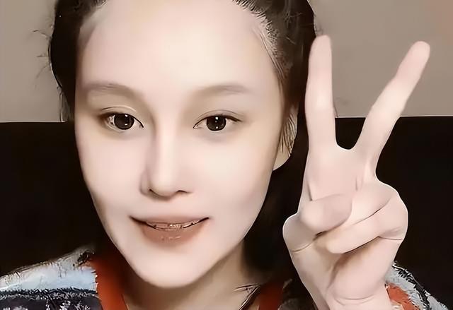 赵本山的“天塌了”！就算有再多豪宅豪车，也无法拯救自己的女儿