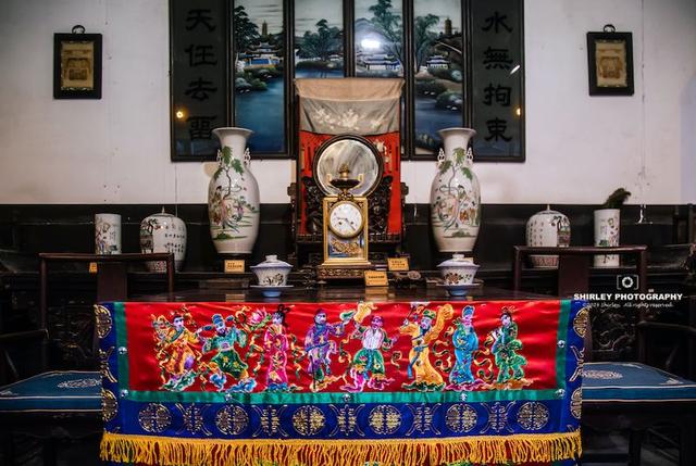 山西传奇金库，鼎盛时存着300亿，刘伯温设计的龙柱直插地库中央