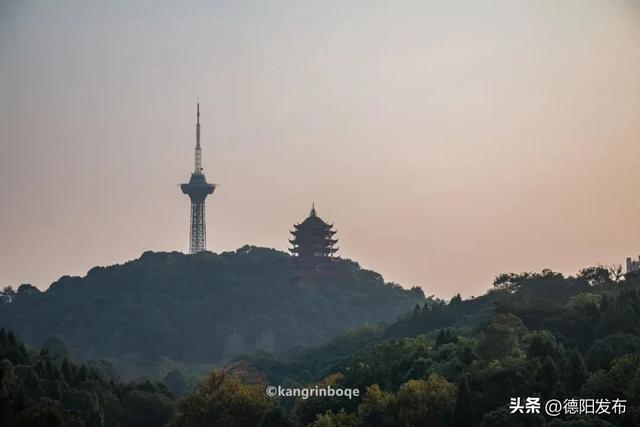 最新实拍!德阳东湖山都美成啥样了啊?太夸张了