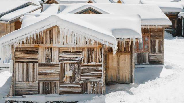 成都两小时直达！这个冬天去阿坝理县解锁冰雪运动的乐趣 |“川”越冰雪遇见你
