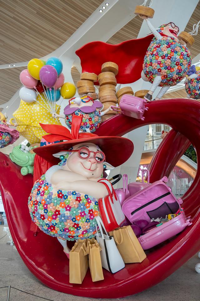 广州白云T3航站楼启用：全国最大单体机场诞生，岭南花城新地标