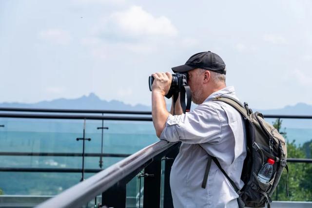 蜀道为轴，文化为魂！剑门关深度文旅融合，挥写中华文化传承新篇章