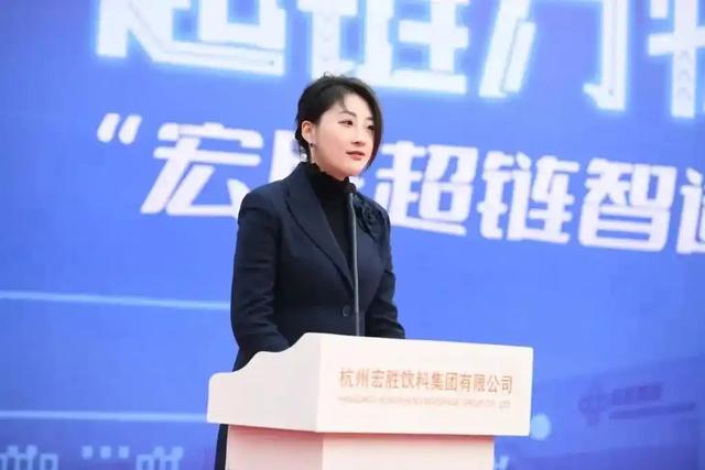 “私生子事件”还不到2天，宗馥莉亲叔叔坐不住了，指责她不厚道