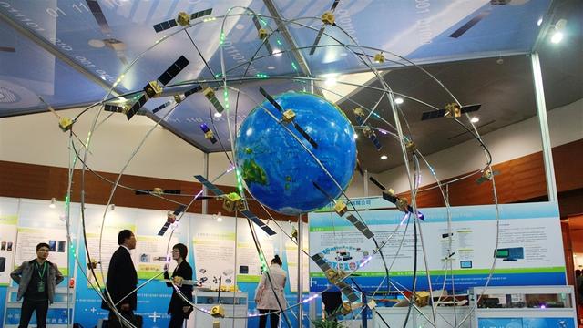 美国GPS用户总数超60亿，中国北斗有多少人用？差距实在是太大了