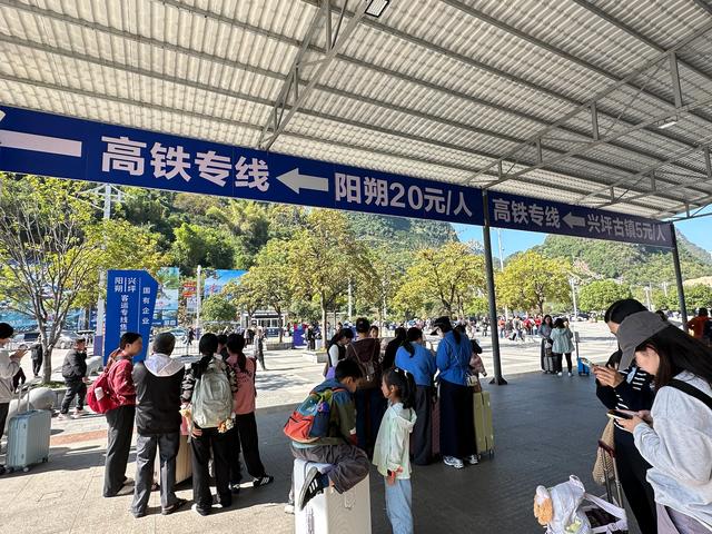 广深打工人的周末“出逃计划”，阳朔2天1夜，人均1K+的治愈之旅