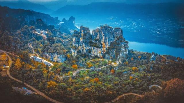 被秋景硬控的恩施还会火多久？