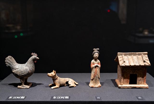 遂宁东汉崖墓挖出怪宝，颠覆常识