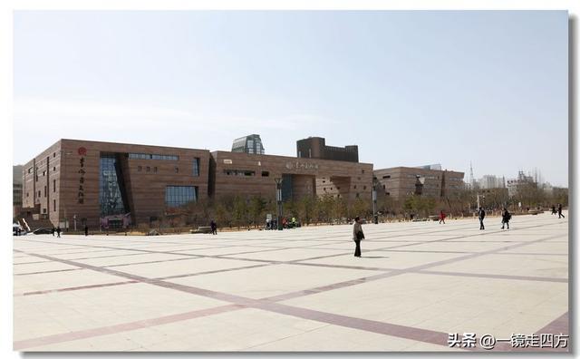 青海省博物馆里的“大美青海”成就展