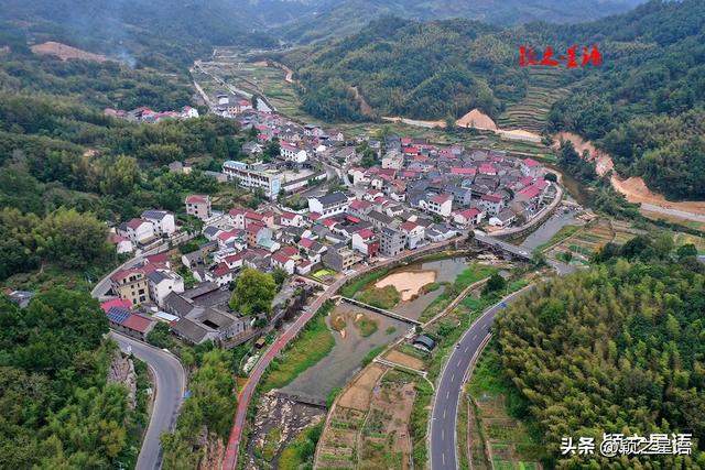 董村：崇山峻岭之间，小桥、流水、人家