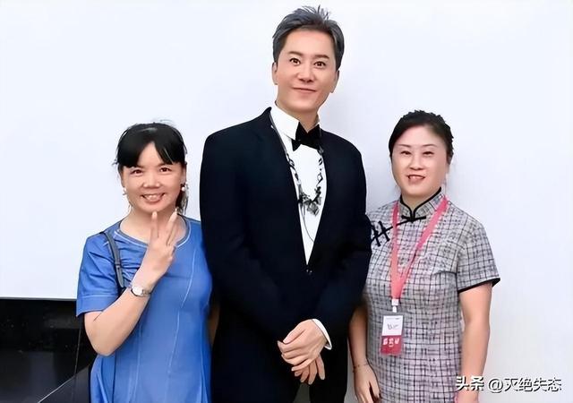 他8次上春晚，作死被捕入狱，今54岁无人问津	，老搭档也断了联系