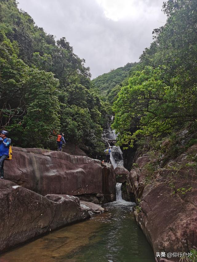 陆丰白水寨溯溪