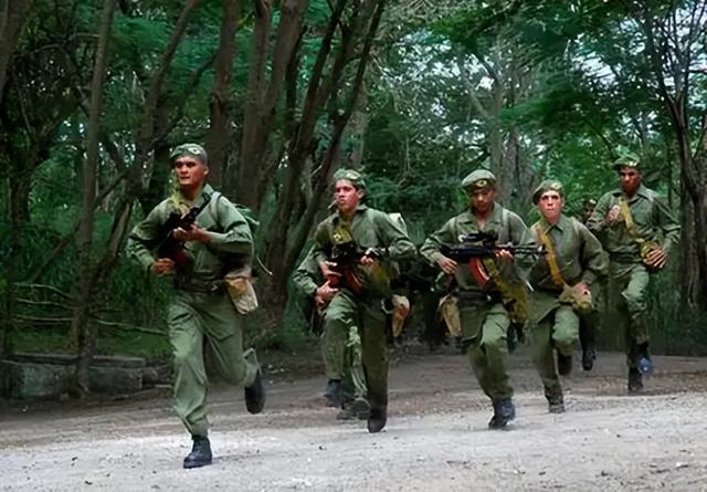 俄乌局势突变！第二个国家出兵俄罗斯：5000精锐比朝鲜军队还凶猛