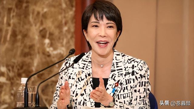 日本高官抵达北京，落地后眉头紧锁，中方通知日本，不见高市早苗