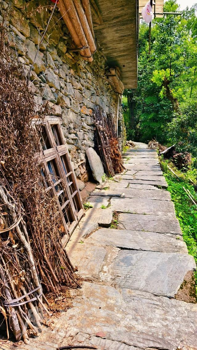 皖浙摩旅二人转——万二篇