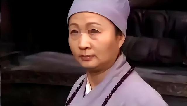 19年福建一尼姑潜伏在寺庙长达4年，真实身份暴露后，让人冒冷汗
