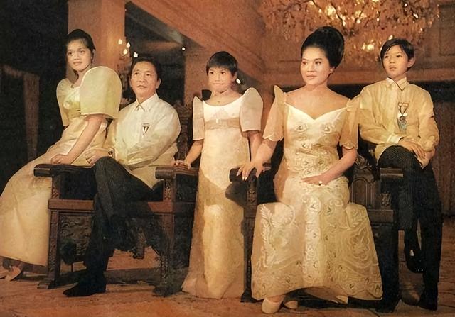 巨贪：家中“数吨”黄金，有29架私人飞机	，拖垮国家经济