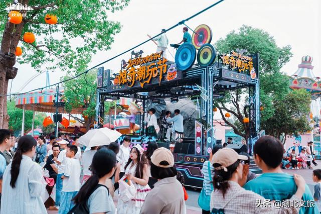 武汉欢乐谷非遗集会国庆启幕 百场演艺好看好玩好逛