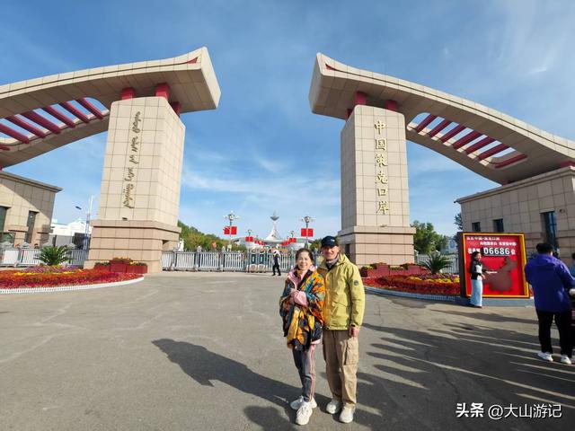 2025国庆西北自驾游（4）：居延海观日出和策克口岸探秘