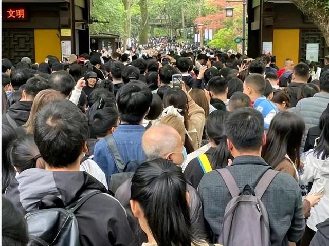 从西湖到灵隐寺，杭州“零门票”模式，如何让游客花钱更痛快？