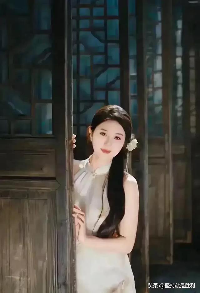 江苏徐州一校花仙姿玉色 堪称上帝吻过的容颜 美得让人移不开眼