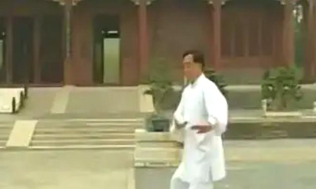 学太极拳此套路，一通百通，融会贯通