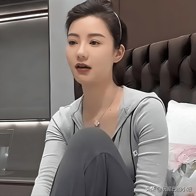 结婚三年没夫妻之实 网红“猴哥说车”终离婚，丈母娘早就曝过真相