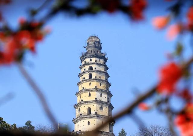 只此翠屏丨东山白塔：守望三江阅古今