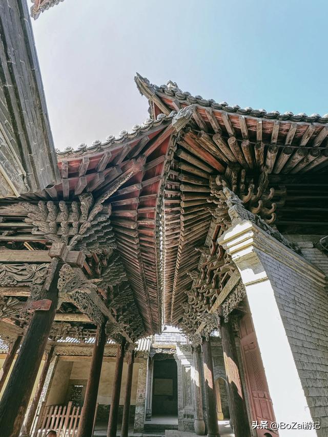山西临汾藏着座限时开放的古建，我守了3小时终见罕见的八卦藻井