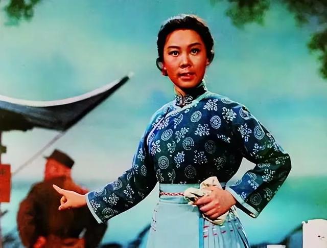 被日寇撕裂成两段,40年后才知道,她竟然是大名鼎鼎的阿庆嫂