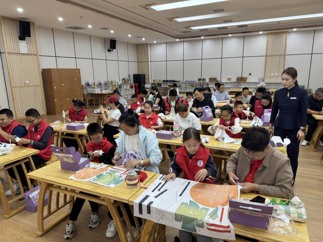 北疆华光 融合之路︱呼伦贝尔历史博物馆特展系列社教活动精彩回顾