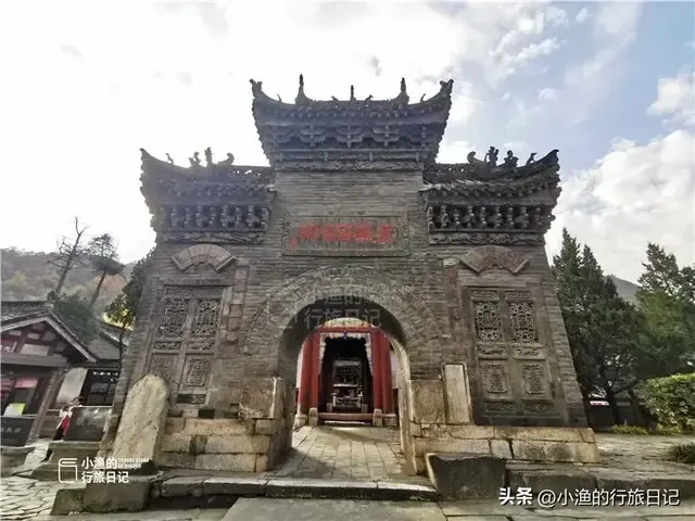 陕南秦岭自驾，这条赏秋秘境小环线，色彩浓度超标！太过瘾